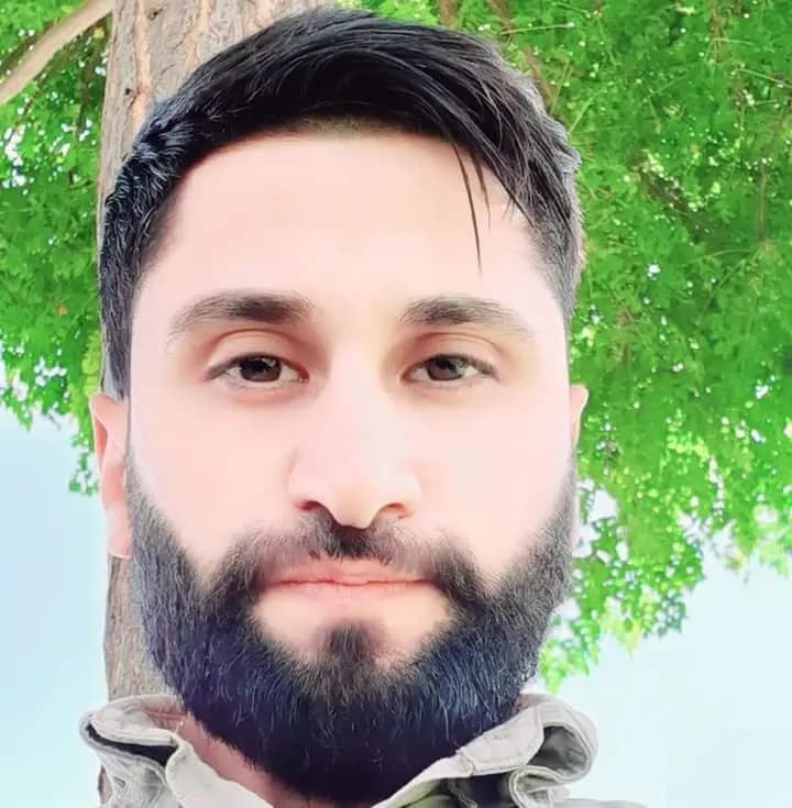 المقاومة الإسلامية تزف الشهيد المجاهد محمد علي بسام شيت "أمير" من بلدة كفركلا في جنوب لبنان والذي ارتقى شهيداً على طريق القدس