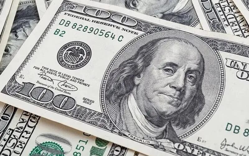 كيف أقفل سعر الدولار اليوم؟