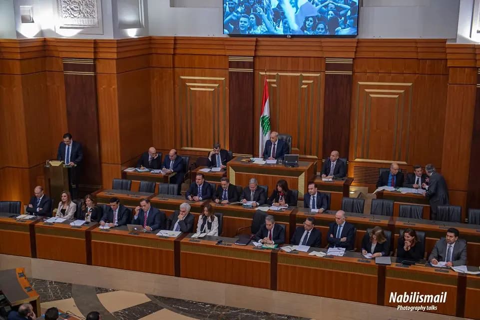 حكومة دياب تنال ثقة مجلس النواب بـ 63 صوتاً