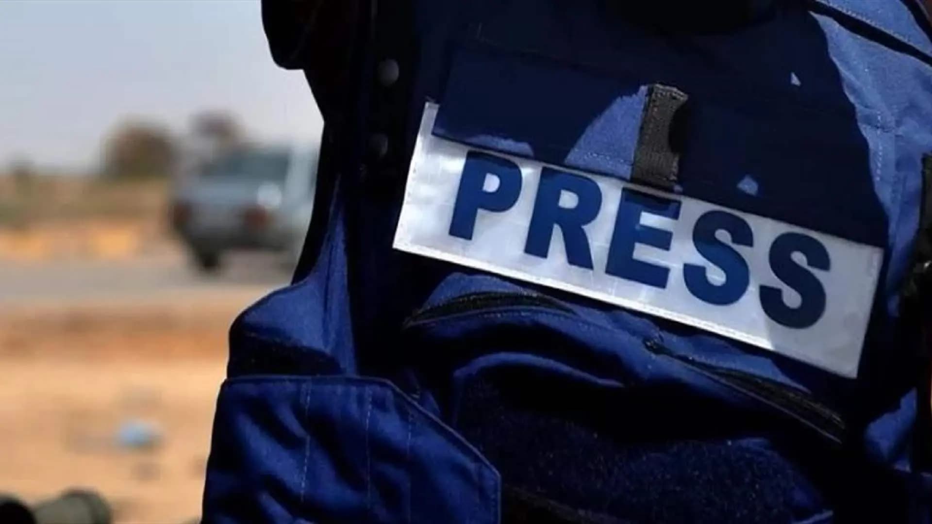 جراء القـ.ـصف على قطاع غزة.. إصابة صحافيي الجزيرة