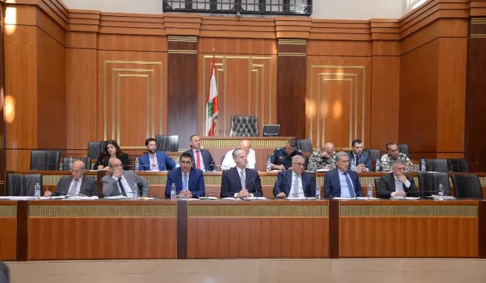 لجنة الإدارة والعدل تتابع درس بعض اقتراحات القوانين