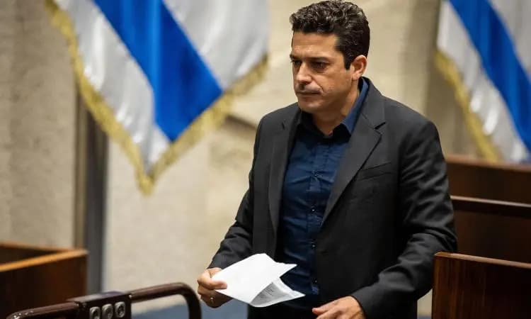 وزير شؤون الشتات في حكومة الاحتلال: الجامعة العبرية تنخرط في معاداة السامية!