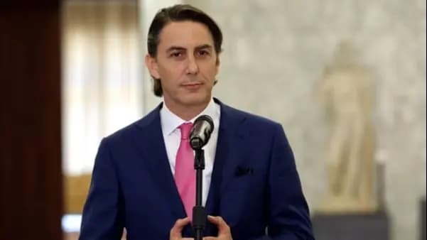 زيارة خاطفة لـ "هوكشتاين"!