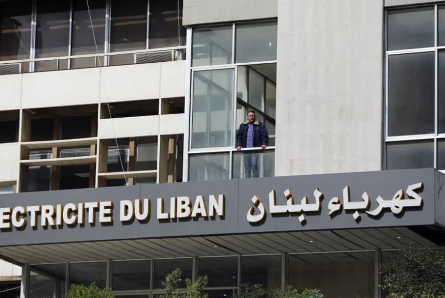 عمال الكهرباء يعودون عن إضرابهم
