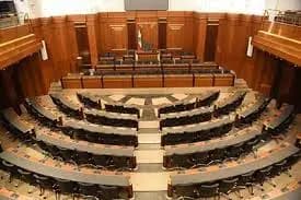 اليكم أعضاء لجنة الأشغال العامة والنقل والطاقة والمياه