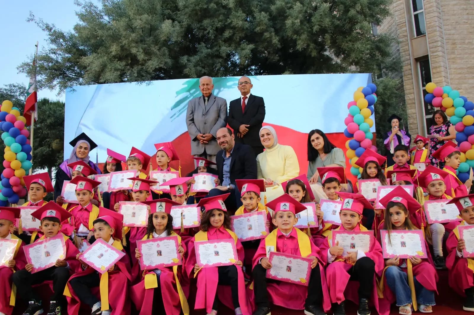 مراد: مستمرون في عملية البناء من خلال مؤسسات الغد الأفضل..