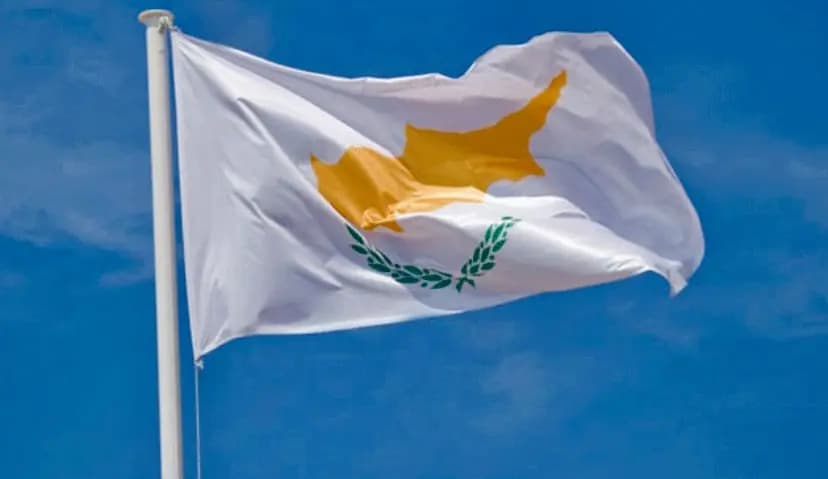 "بعيداً عن الإعلام".. وفد قبرصي التقى مسؤولين لبنانيين