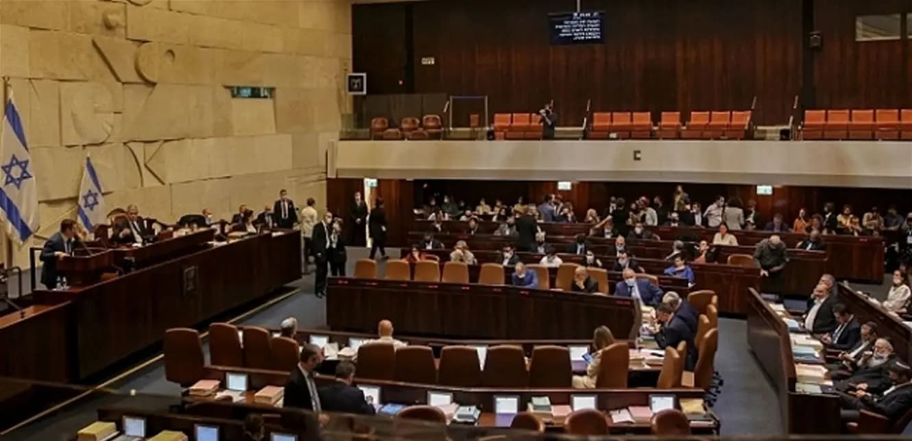 بالقراءة الأولى".. الكنيست يصادق على تصنيف الأونروا بـ"الإرهاب"