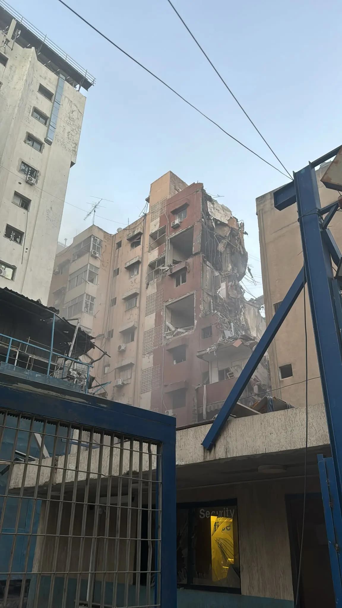 من هو المستهدف في ضربة "الضاحية"؟