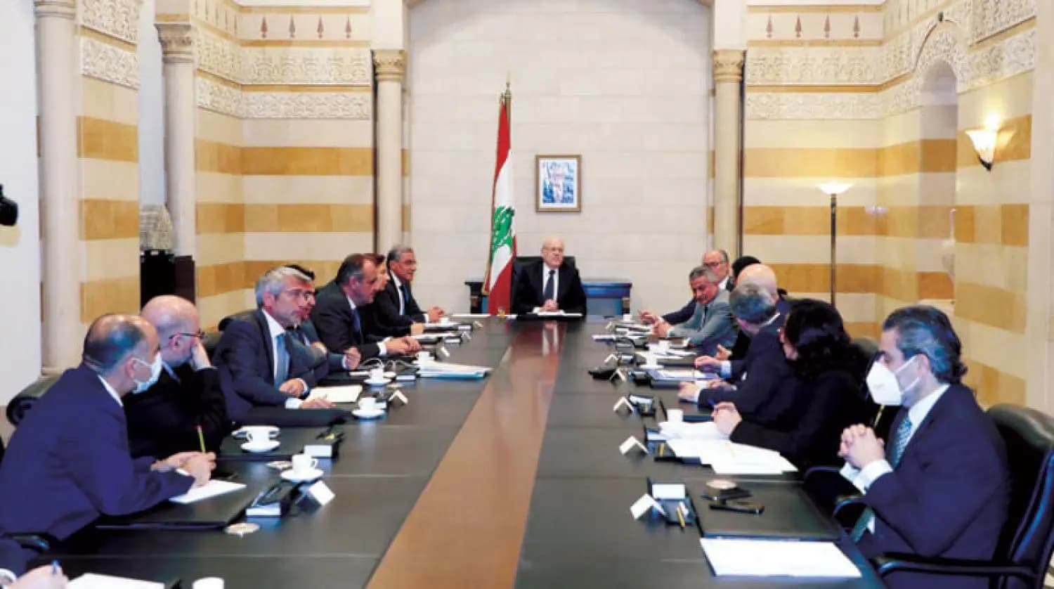 الأخبار: الحكومة تبحث اعتداء الضاحية.. واستياء من غياب وزراء التيار