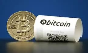 العملة "بيتكوين" إلى أقل من 19,000 دولار