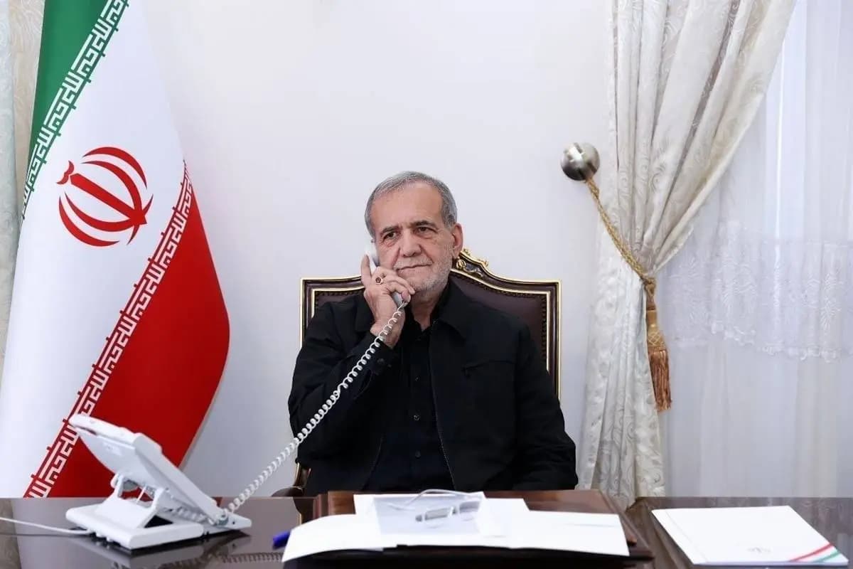 اتصال هاتفي بين الرئيس الإيراني وأمين سر الفاتيكان.. إليكم التفاصيل