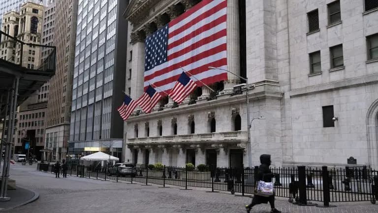 وول ستريت: ما هو "الركود النفسي" الذي يضرب أميركا؟