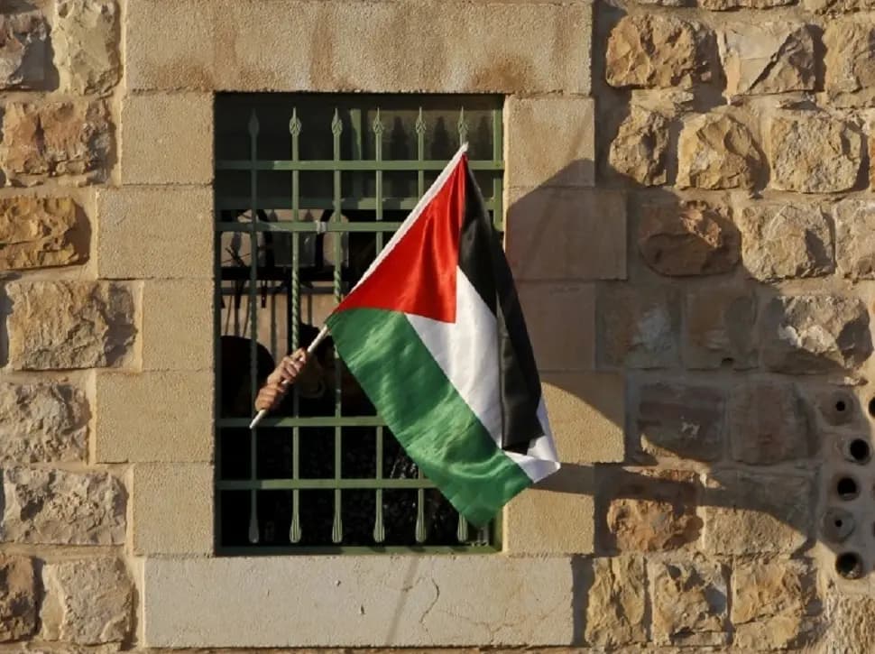 لقاء يجمع حماس والجبهة الديمقراطية.. وهذا ما صدر عنهما