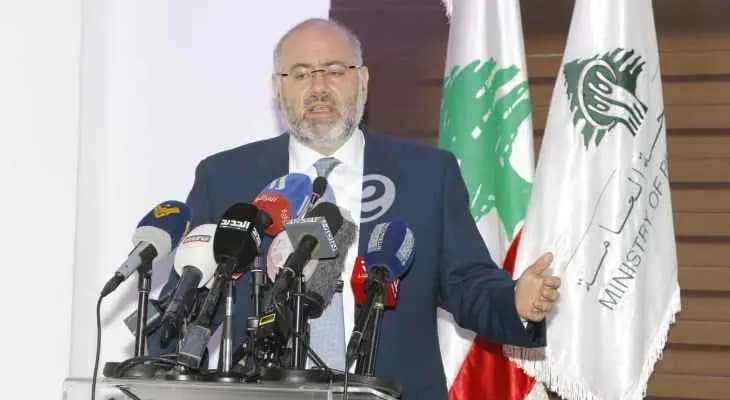 وزير الصحة أعلن الشكّ بحالتيّ أوميكرون في لبنان قادمة عبر مطار بيروت