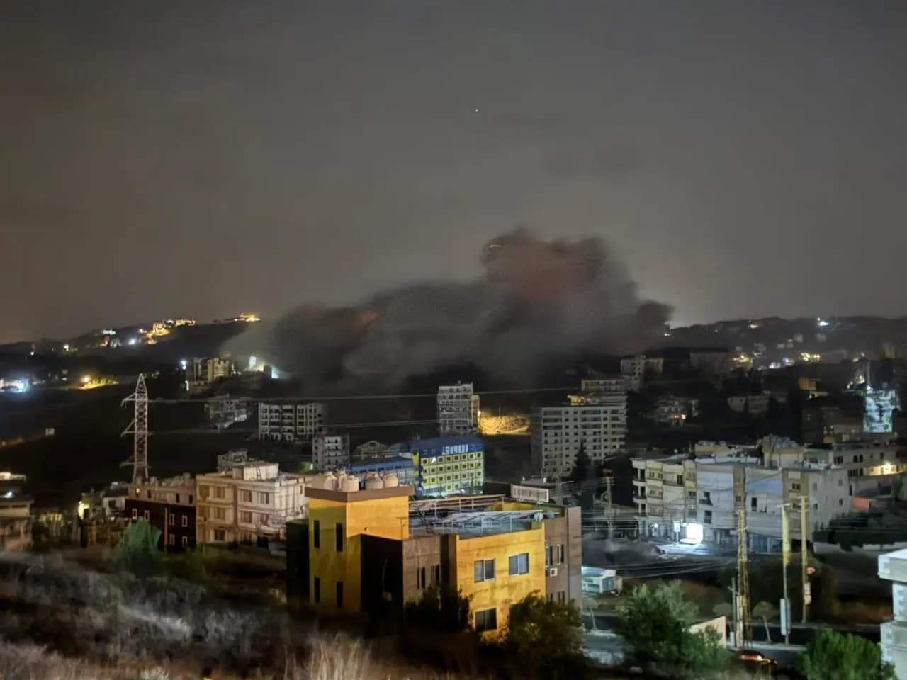 غارات معادية تستهدف مدينة النبطية