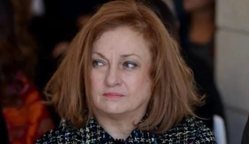 بحثت في الخزانات ولم تجده؟!