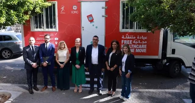 دعما للمتضررين جراء العدوان.. تجهيز عيادات طبية متنقلة