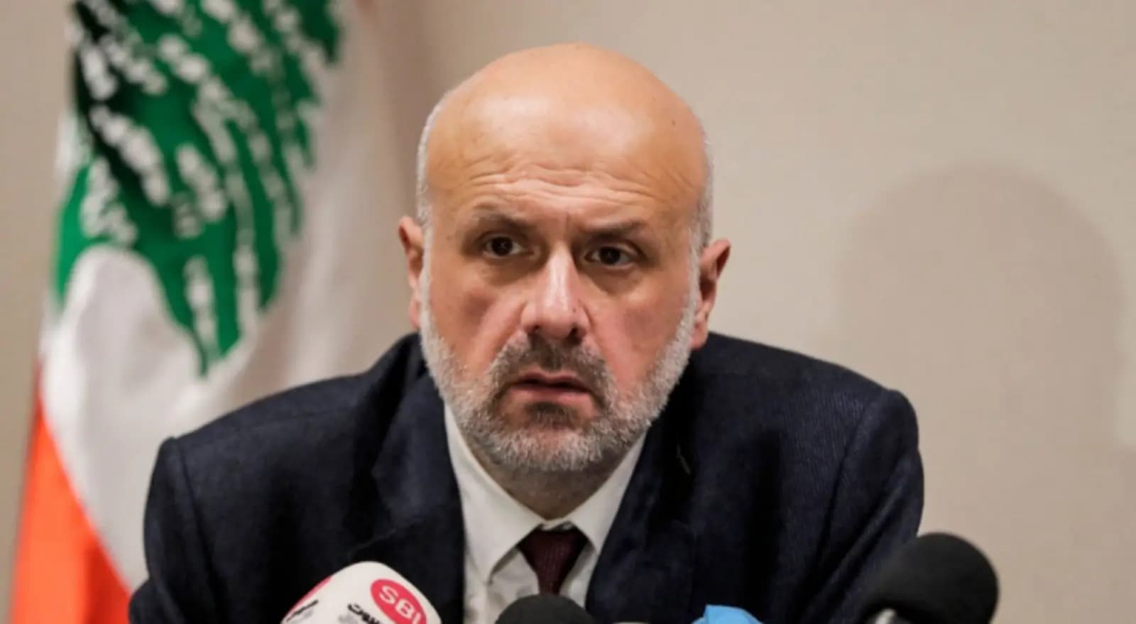مولوي: بيروت تتعرض للقصف وهي تحتضن المفاوضات