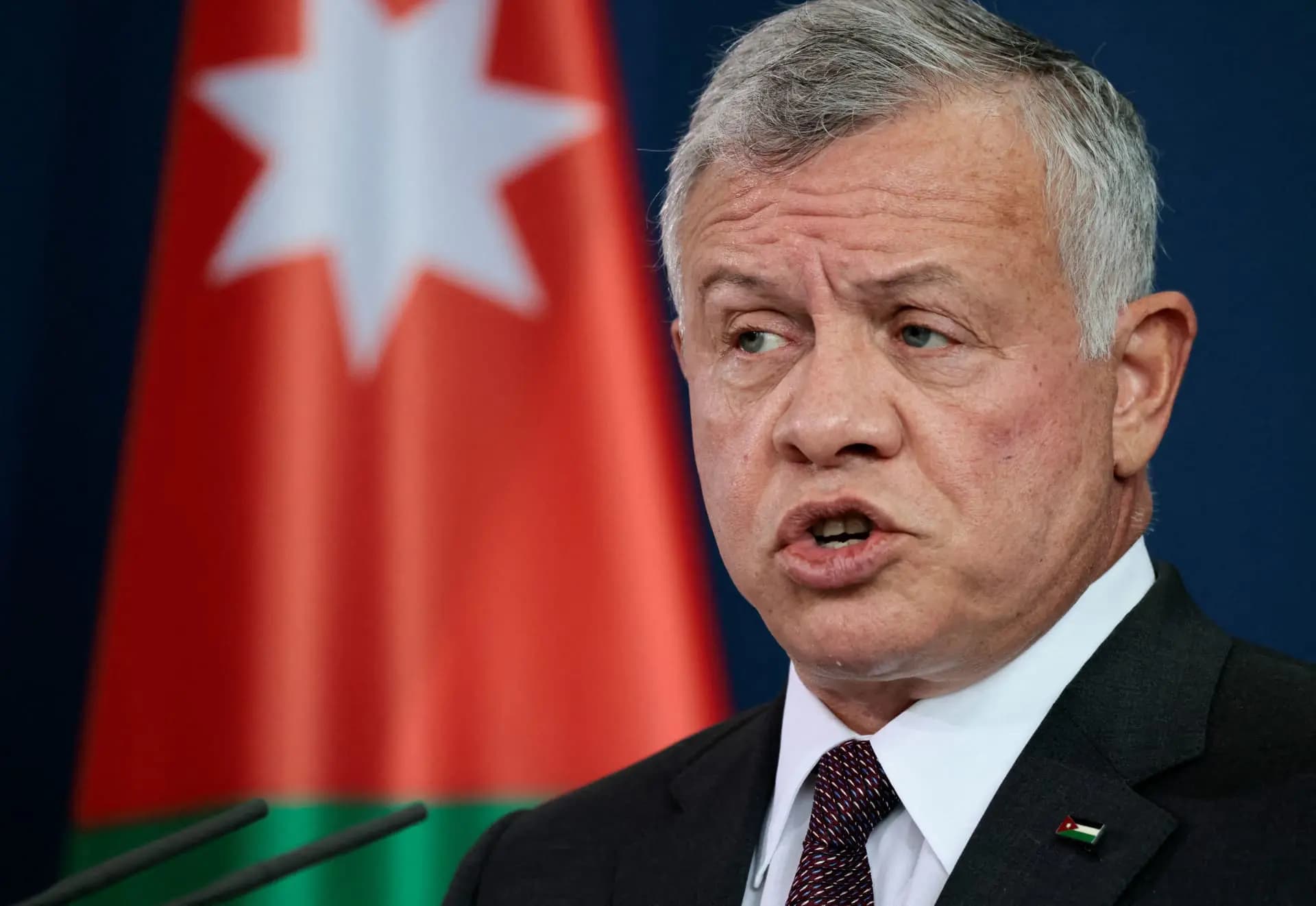 العاهل الأردني: سنقف إلى جانب سوريا