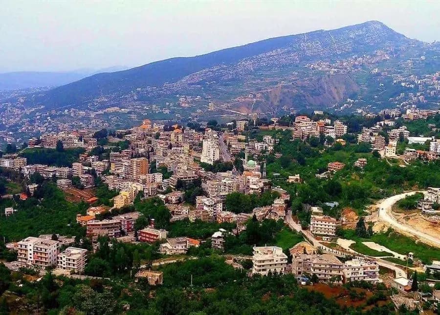 يفرض الخوات على المواطنين.. وهذا ما حصل