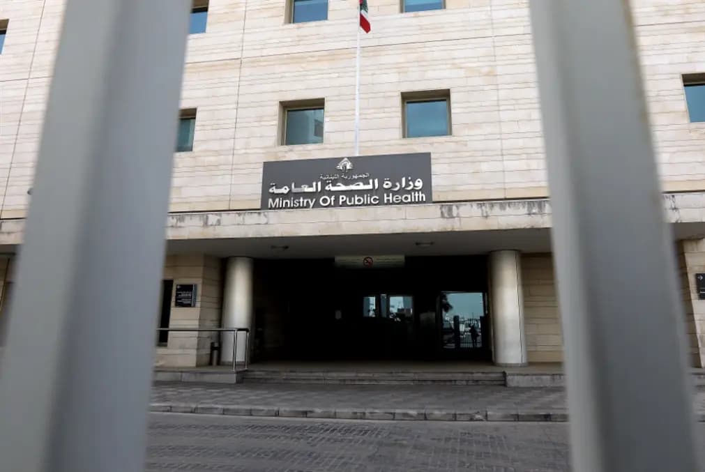 "إثر الأحداث السورية".. وزارة الصحة تسلم المساعدات للنازحين