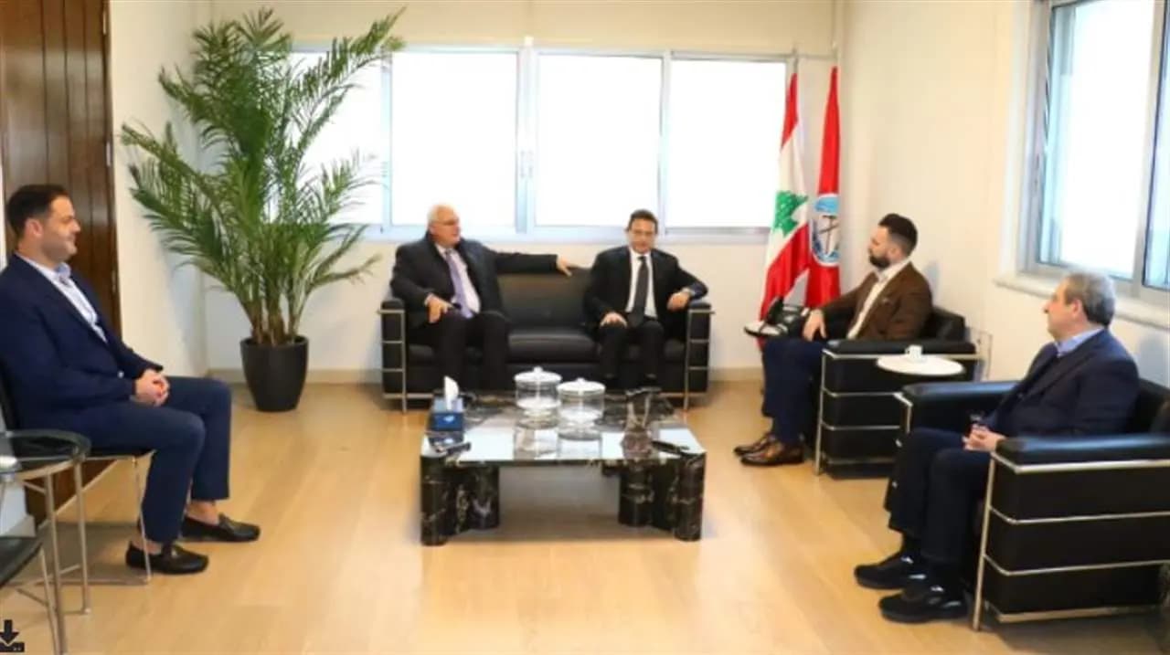 "الاستحقاق الرئاسي".. بين جنبلاط والخازن والقرم