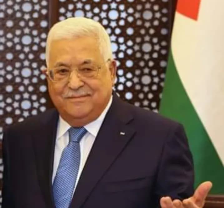 الرئيس الفلسطيني يهنئ عون