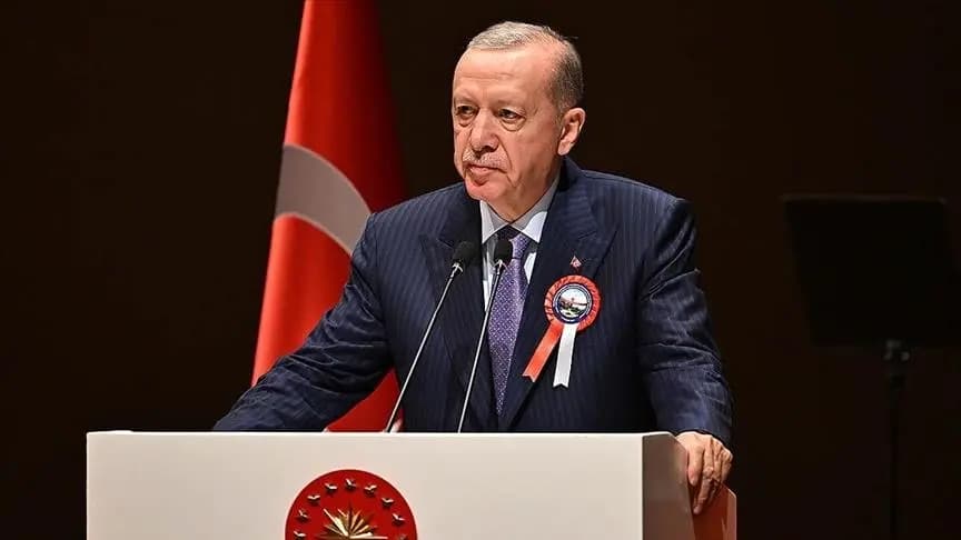 أردوغان: على إسرائيل الانسحاب من الأراضي السورية