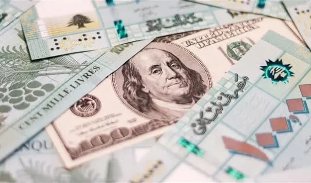 إرتفاعٌ "كبير" بسعر دولار السوق السوداء