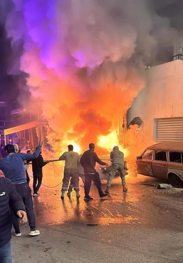 ‏وزارة الصحة: شهيد في استهداف مسيرة إسرائيلية سيارة في بلدة قعقعية الجسر جنوب لبنان