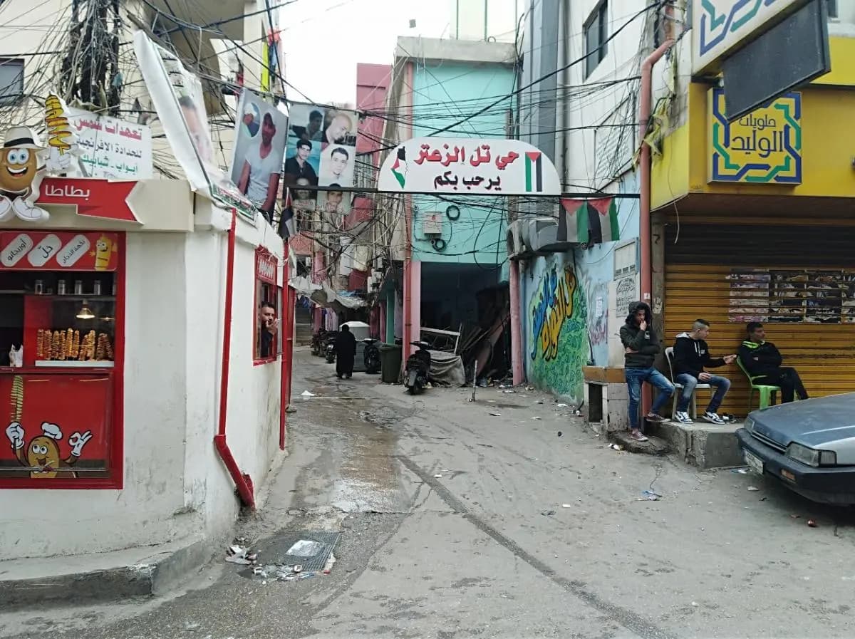 بعد الحديث عن مئات الصواريخ.. بيان من الفصائل الفلسطينية في لبنان