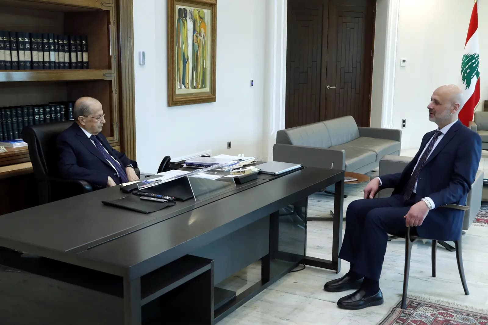 رئيس الجمهورية عرض الاوضاع الامنية مع وزير الداخلية