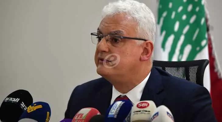 القرم: نربط دفع 20 بالمئة من رواتب موظفي الإتصالات بالدولار تدريجيا بتحسن الخدمة