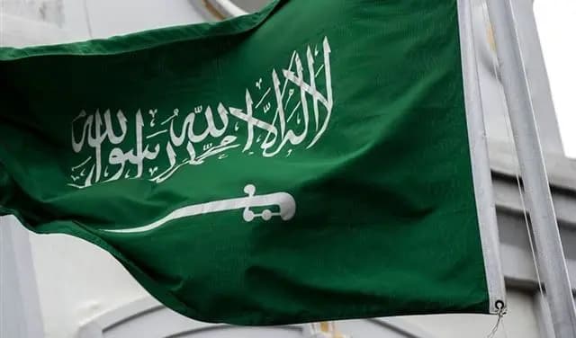 السعودية تُعاقب صحفيًا لبنانيًا بـ "الطّرد"! روسيا اليوم