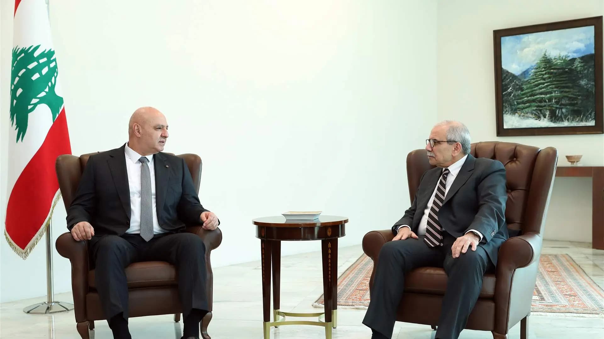 عون بحث مع سلام الأوضاع العامة ونتائج زيارته إلى قبرص