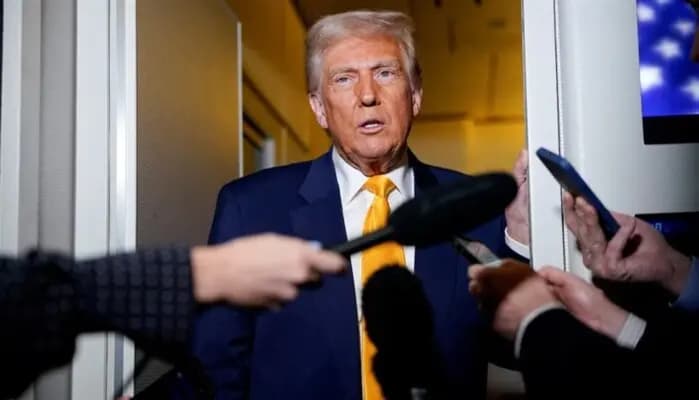 ترامب: 50 يومًا لوقف الحرب وإلّا!