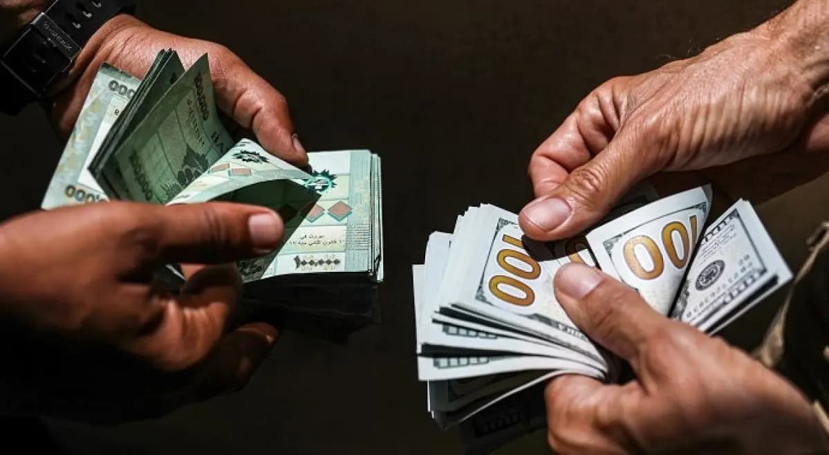 قانونُ الفجوةِ الماليةِ يترنّحُ.. وأموالُ اللبنانيين في مهبِّ الانتظار