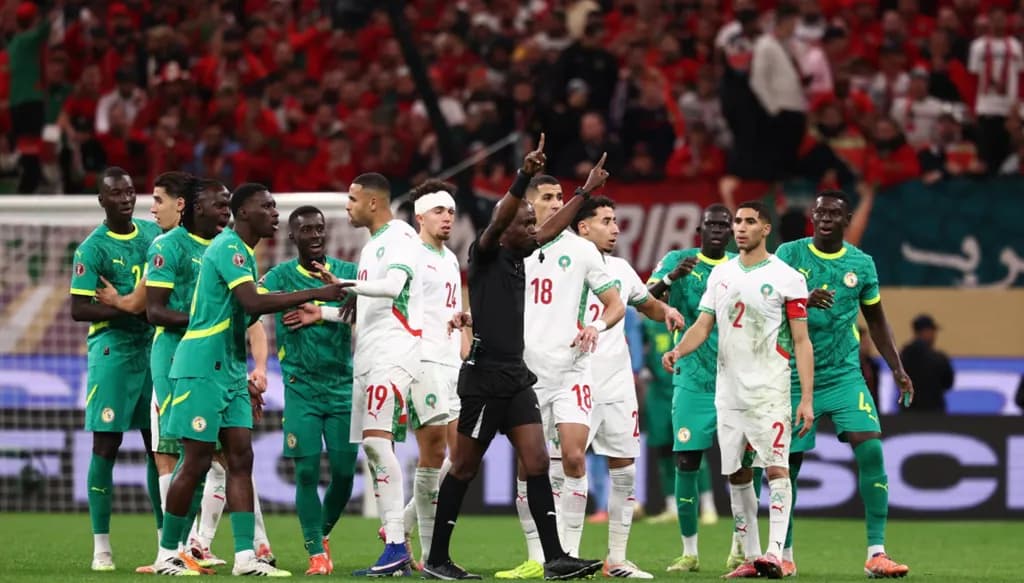 تصريح صادم.. عضو في "كاف": ظلمنا المنتخب المغربي!