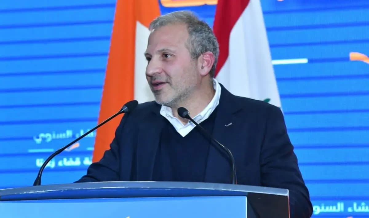بعد التمديد.. باسيل يلوح بالطعن