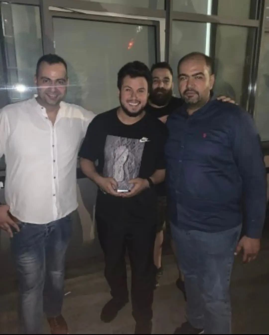 الصورة الأولى لوديع الشيخ بعد الإفراج عنه!