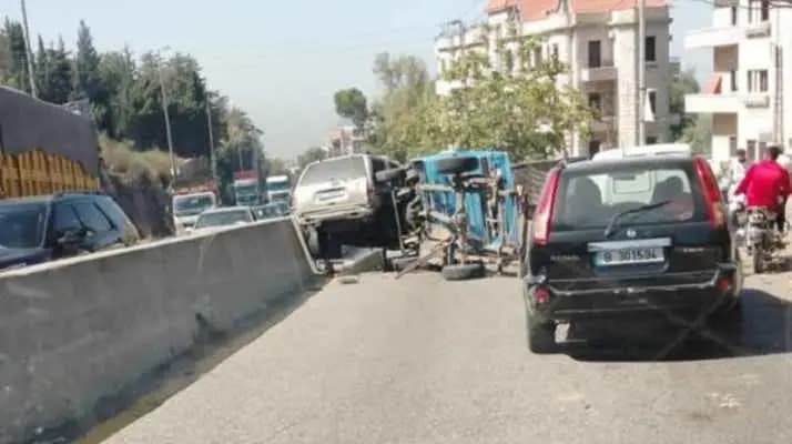 وقوع عدد من الجرحى نتيجة ​حادث سير​ بين عدّة سيارات في ​عاليه