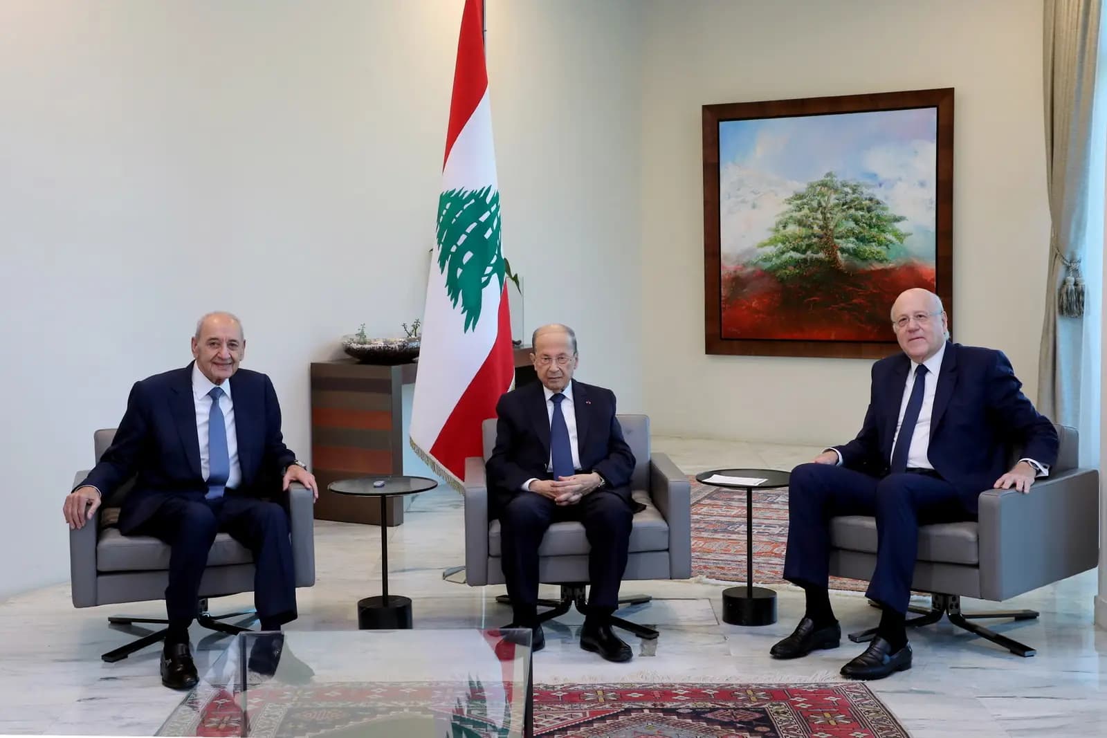 عون يدعو برّي وميقاتي إلى الإجتماع عند الثالثة من بعد ظهر غد الإثنين للبحث في الرد الرسمي على مقترح الوسيط الأميركي