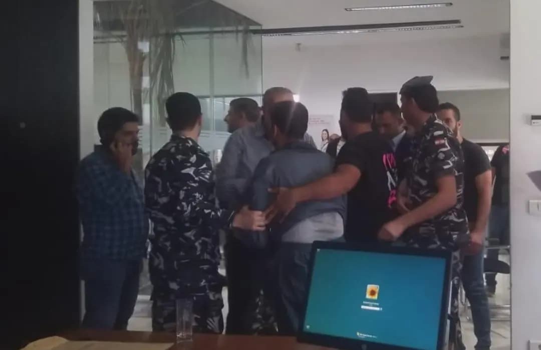 الأفضل نيوز: القوى الأمنية استطاعت توقيف المودع علي السلحلي داخل blc شتوره