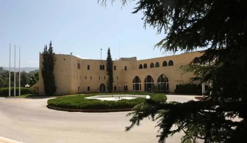 رئاسة الجمهورية: منعاً لأيّ التباس.. عون متمسّك بالإنتخابات