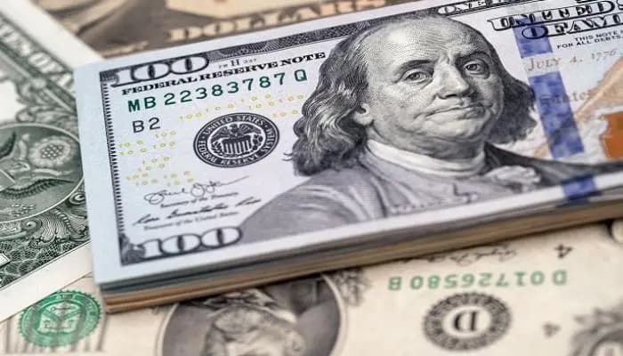 كم سجّل سعر صرف دولار السوق السوداء مساءً؟