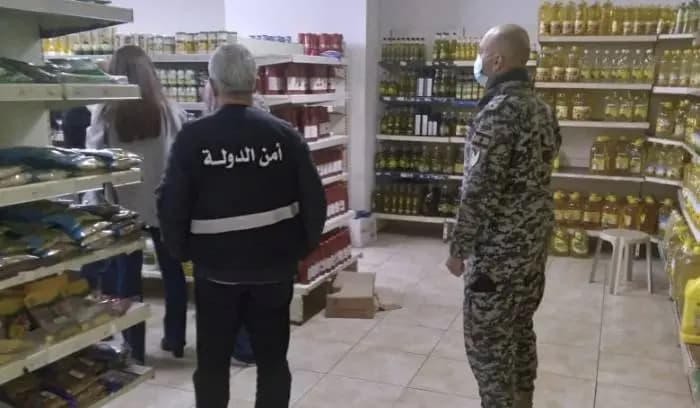 من الدولة :إقفال سوبرماركت و محاضر ضبط في البترون
