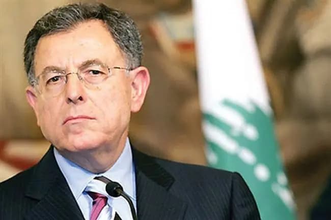 السنيورة يدعو للتمسّك باتّفاق الطّائف