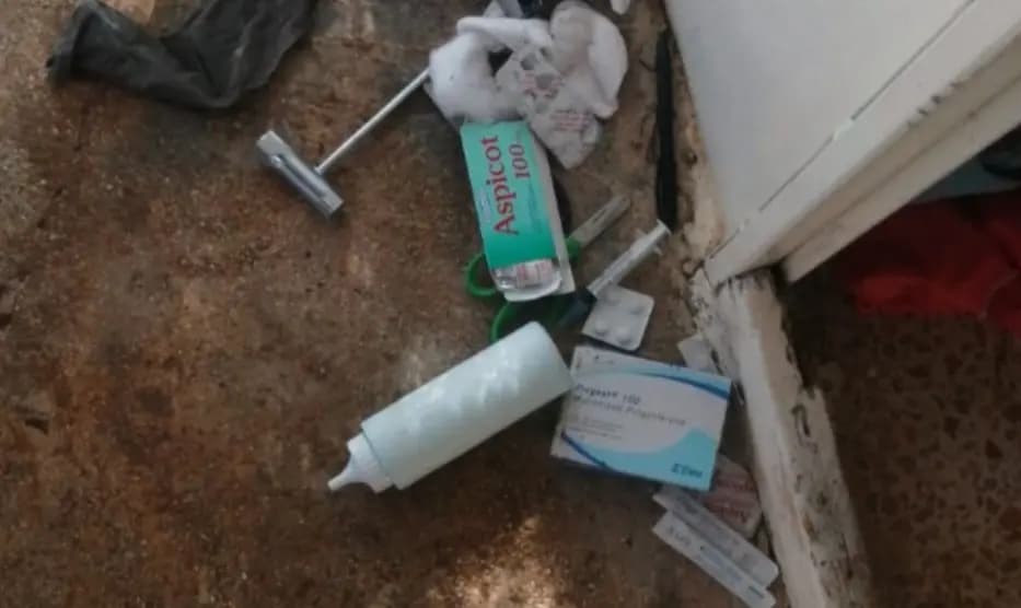 خيمةٌ للإجهاض والتوليد بأسعارٍ مخفّضةٍ في هذه المنطقة والأمن يتحرّك..