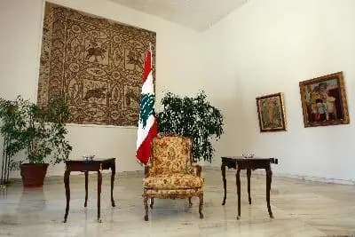 فخامةُ الفراغ ...